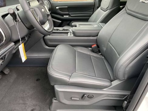 New 2025 Ford Expedition Max Platinum w/ Stealth Performance Package AWD/4WD image 13