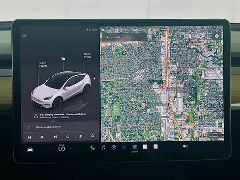 Used 2022 Tesla Model Y Long Range AWD/4WD image 21