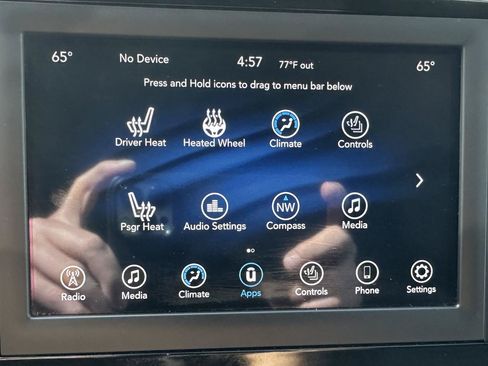 Used 2019 Chrysler Pacifica Touring-L FWD image 70