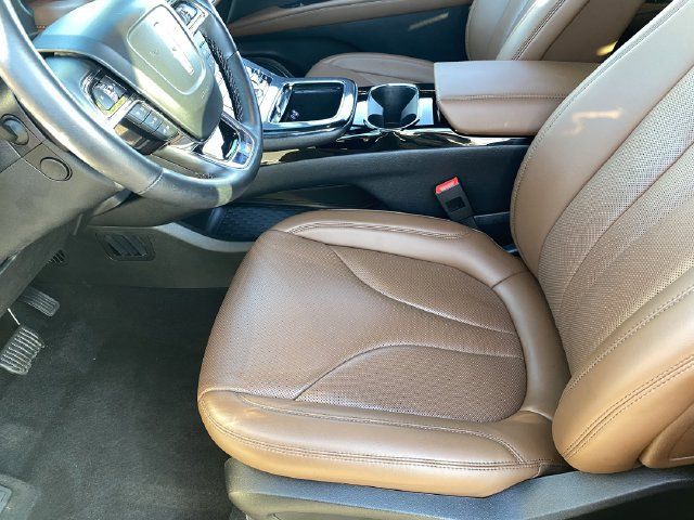 Used 2023 Lincoln Nautilus Reserve w/ Monochromatic Package AWD/4WD image 21