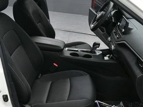 Used 2021 Nissan Altima 2.5 S FWD image 24