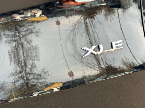 Used 2025 Toyota Grand Highlander AWD image 28