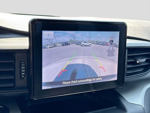 Used 2020 Ford Explorer XLT w/ Class III Trailer Tow Package AWD/4WD image 32