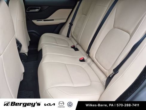 Used 2020 Jaguar F-PACE Premium AWD/4WD image 24