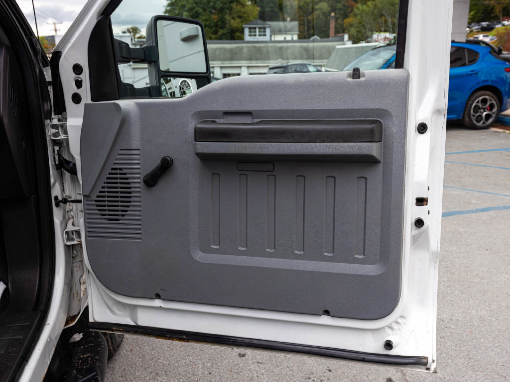 Used 2014 Ford F250 XL w/ Snow Plow Prep Package AWD/4WD image 13