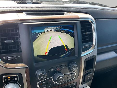 Used 2018 RAM 1500 Laramie w/ Convenience Group AWD/4WD image 27