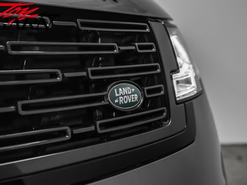 Used 2023 Land Rover Range Rover SE image 10