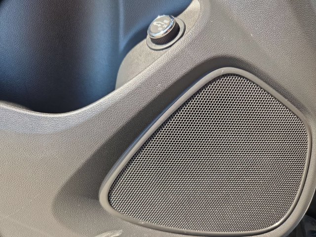 Used 2025 Buick Encore GX Sport Touring w/ Experience Buick Package FWD image 20