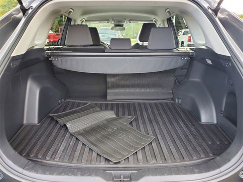 Used 2021 Toyota RAV4 XLE image 32