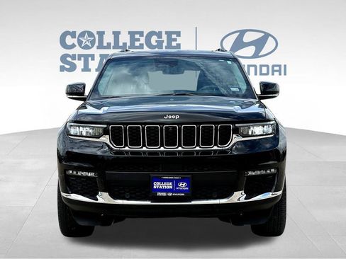 Used 2023 Jeep Grand Cherokee L Limited w/ Luxury Tech Group II RWD image 5