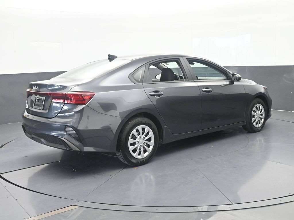 Used 2024 Kia Forte LX FWD image 6