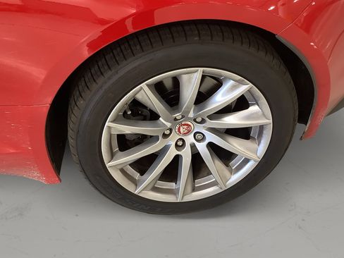 Used 2017 Jaguar F-TYPE Convertible RWD image 20
