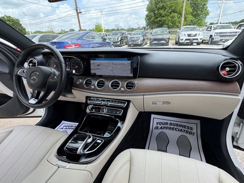 Used 2017 Mercedes-Benz E 300 image 46