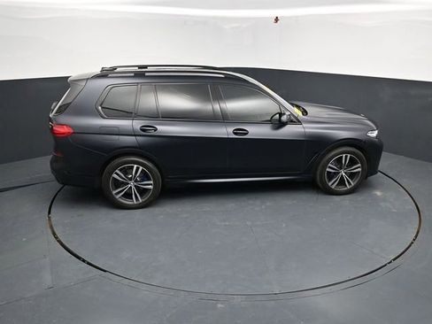 Used 2022 BMW X7 xDrive40i w/ M Sport Package AWD/4WD image 60