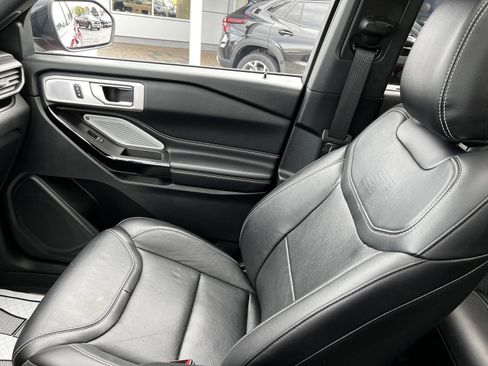 Used 2021 Ford Explorer ST w/ Equipment Group 401A image 24