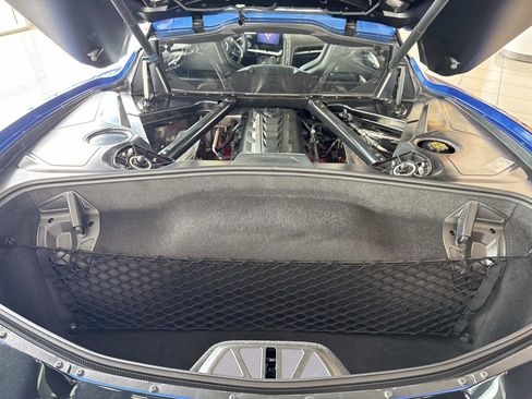 Used 2023 Chevrolet Corvette Stingray Preferred Cpe w/ Z51 Performance Package RWD image 19