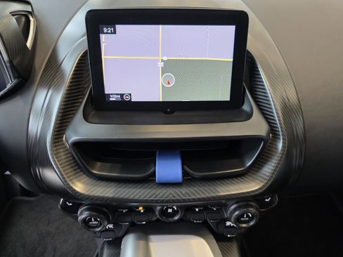 Used 2024 Aston Martin Valour Coupe image 12