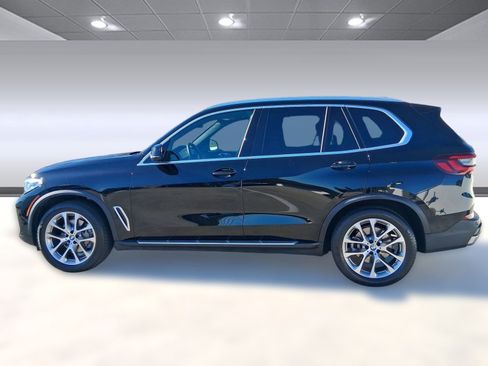 Certified 2023 BMW X5 sDrive40i w/ Premium Package image 2