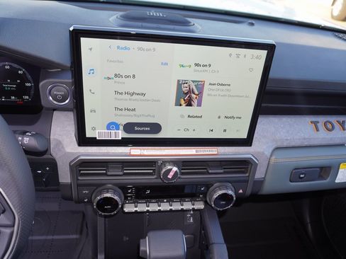 New 2025 Toyota 4Runner Trailhunter image 25