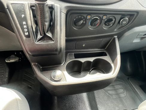 Used 2018 Ford Transit 250 148 Medium Roof RWD image 29