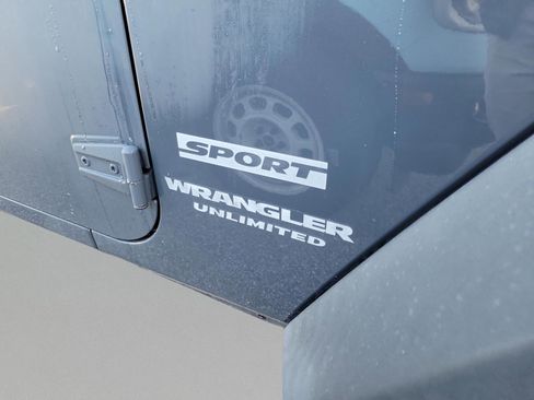 Used 2017 Jeep Wrangler Unlimited Sport w/ Quick Order Package 24S image 7