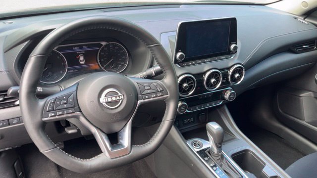Used 2025 Nissan Sentra SV w/ All-Weather Package FWD image 6