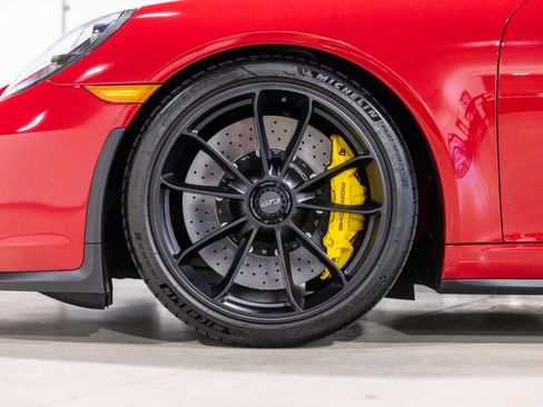 Used 2018 Porsche 911 GT3 w/ Sport Chrono Package image 21