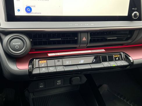 New 2026 Toyota Prius Plug-In Hybrid FWD image 21