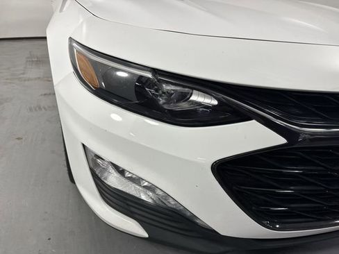 Used 2020 Chevrolet Malibu LT FWD image 29