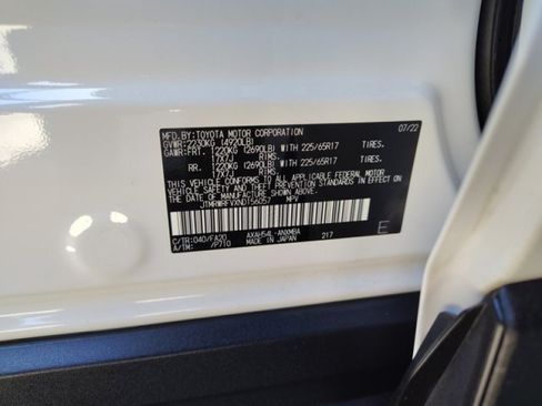 Used 2022 Toyota RAV4 XLE w/ Convenience Package AWD/4WD image 23