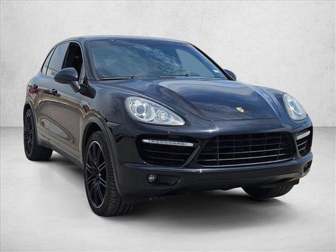Used 2012 Porsche Cayenne Turbo AWD/4WD image 3