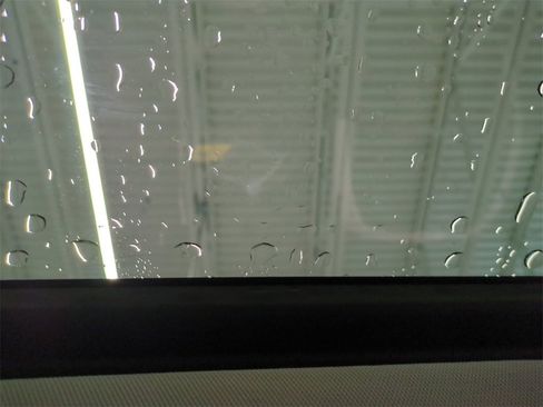 New 2026 Volkswagen Taos SE image 30