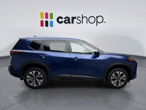 Used 2023 Nissan Rogue SV AWD/4WD image 6