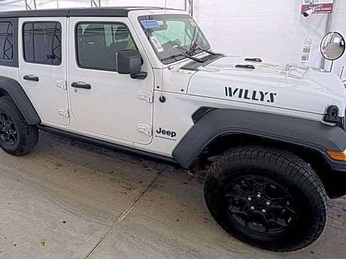 Used 2023 Jeep Wrangler Unlimited w/ Cold Weather Group image 3