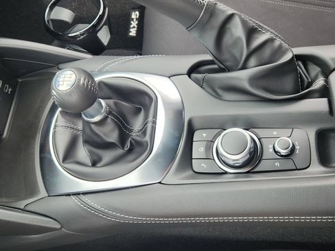 New 2026 MAZDA MX-5 Miata Club RWD image 21