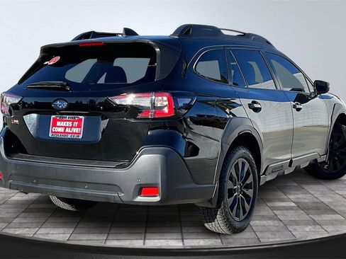 Used 2023 Subaru Outback Onyx Edition image 14
