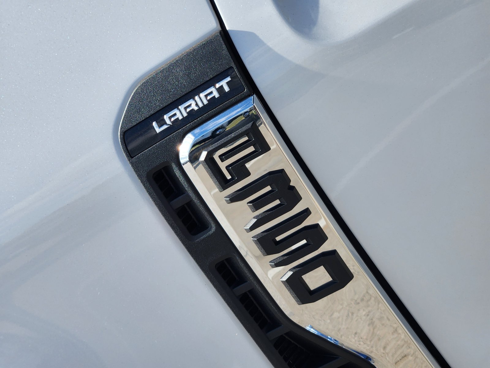 New 2027 Ford F350 Lariat AWD/4WD image 9