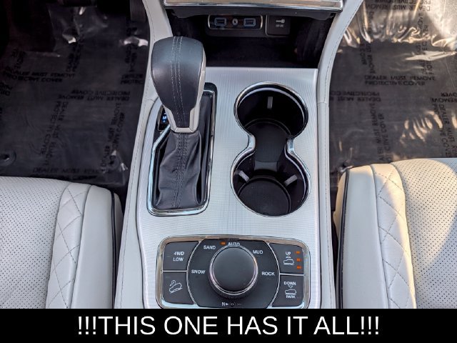 Used 2019 Jeep Grand Cherokee Summit AWD/4WD image 33