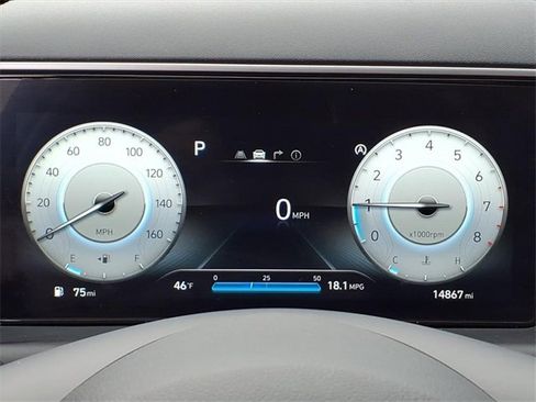 Used 2023 Hyundai Tucson Limited image 28