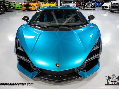 Used 2025 Lamborghini Revuelto AWD/4WD image 37