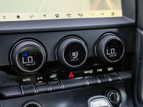 Used 2021 Jaguar F-TYPE R AWD/4WD image 30