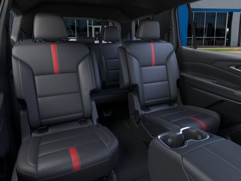 New 2026 Chevrolet Traverse RS w/ LPO, Floor Liner Package AWD/4WD image 17