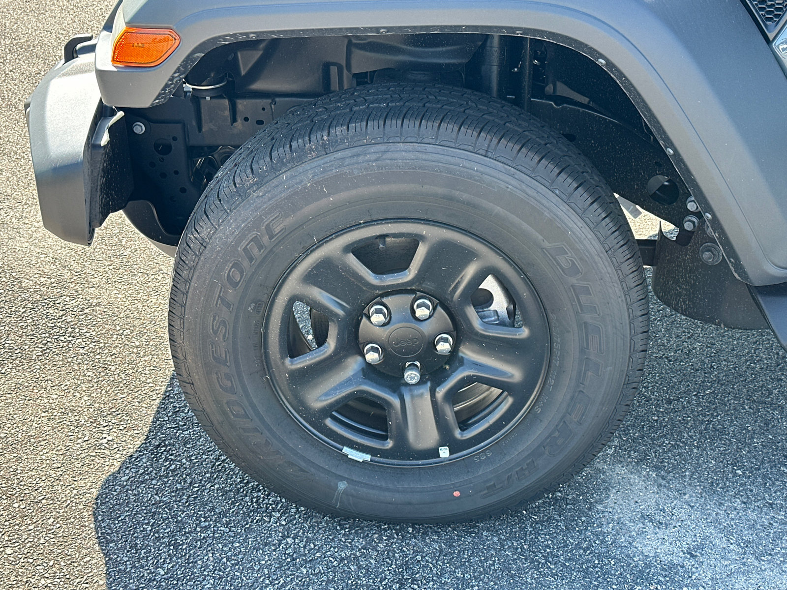 New 2026 Jeep Gladiator Sport AWD/4WD image 12