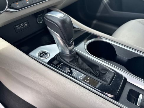 Used 2022 Nissan Altima 2.5 SV w/ SV Premium Package AWD/4WD image 30