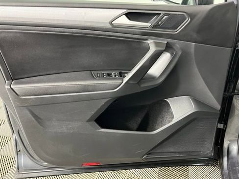 Used 2022 Volkswagen Tiguan S image 21