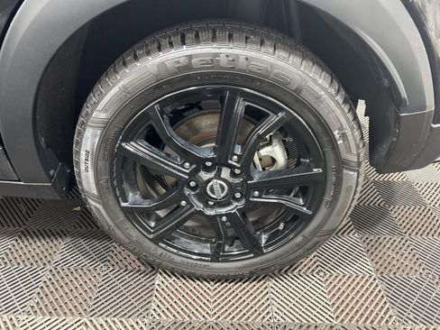 Used 2021 Nissan Kicks SR image 30