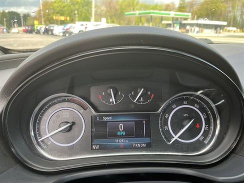 Used 2016 Buick Regal FWD image 24