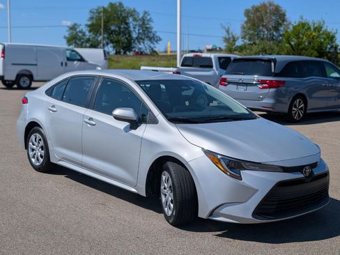 Used 2024 Toyota Corolla LE FWD image 7