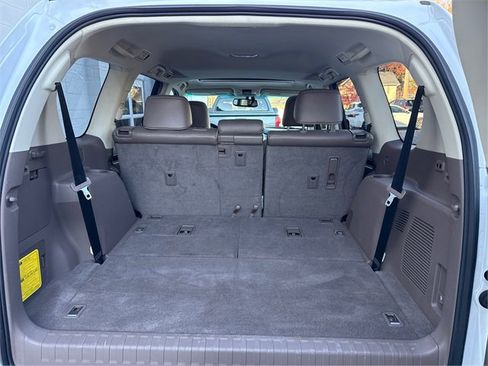 Used 2015 Lexus GX 460 image 30