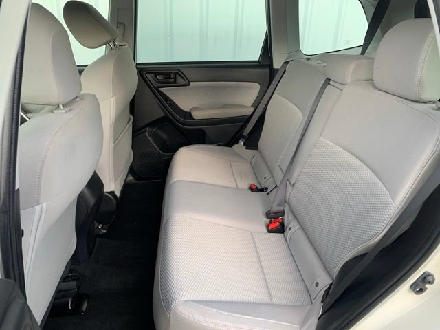 Used 2018 Subaru Forester 2.5i Premium w/ All-Weather Package AWD/4WD image 10